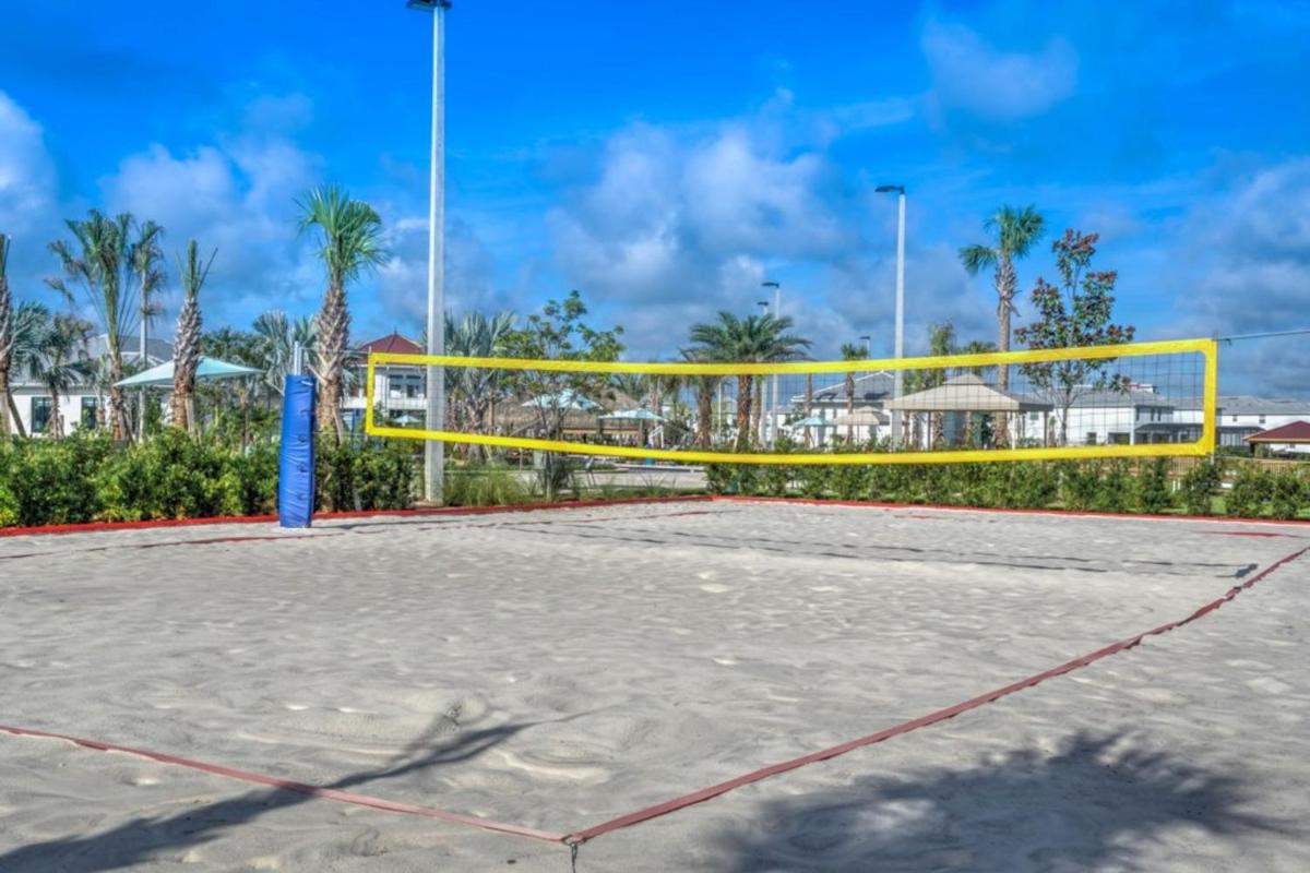 Popular attractions Area Nearby Property